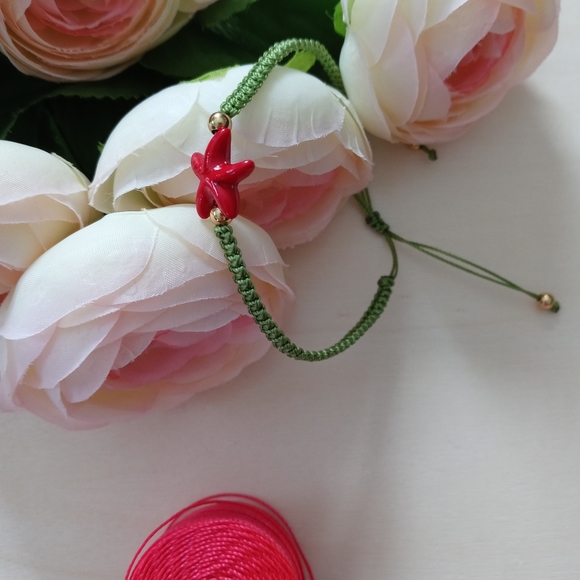 Adjustable Start Bracelet - Picture 5 of 7